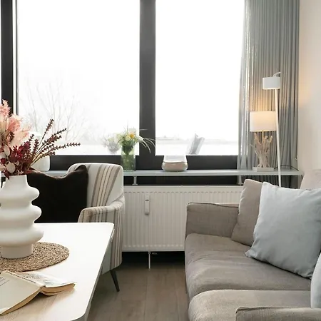 Haus Vier Jahreszeiten 306 *